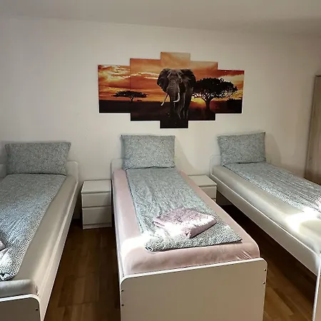 Apartman Wohnen Auf Zeit In *
